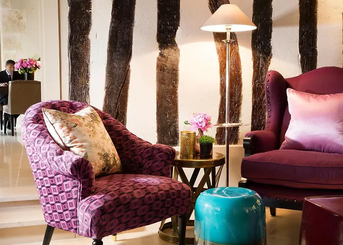 Hotel Les Tournelles à Paris